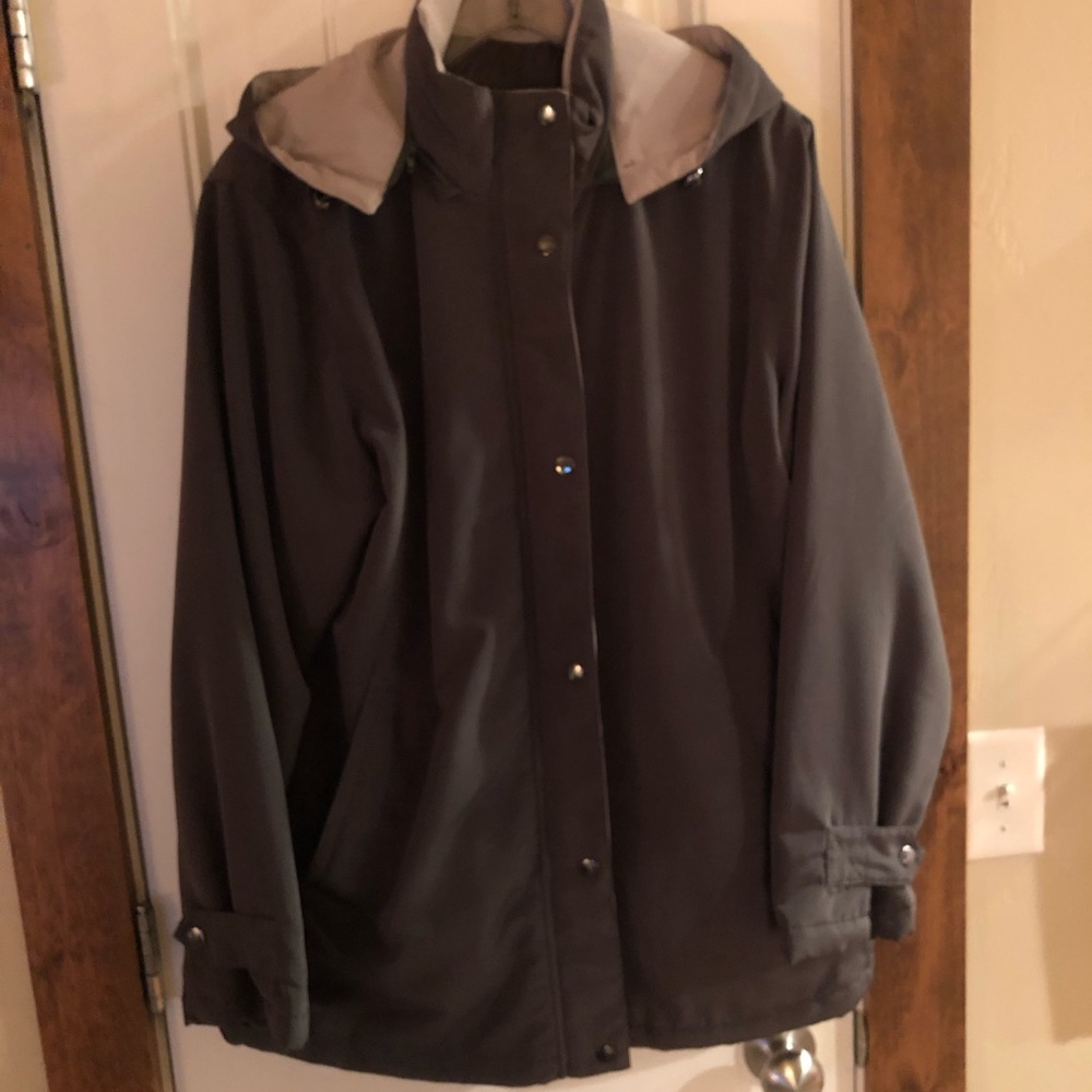 White Stag-Size Lg. Deep Olive Winter Coat-TanTrim